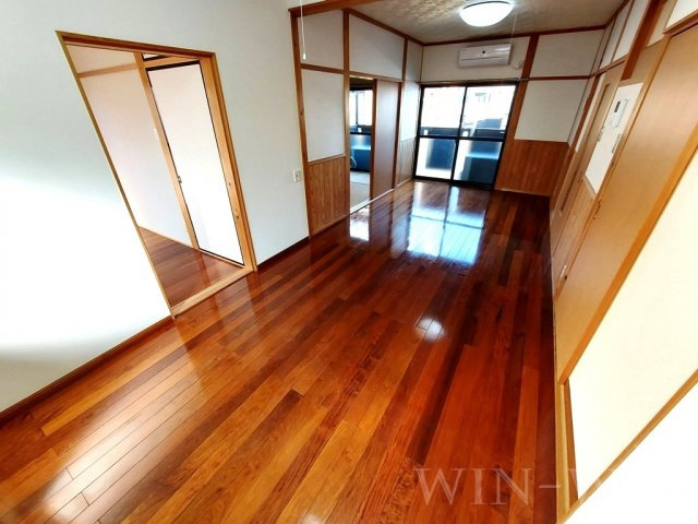 ブリス南島の居間・リビング