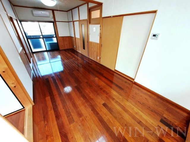 ブリス南島の居間・リビング