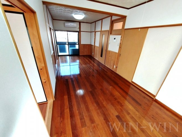 ブリス南島の居間・リビング