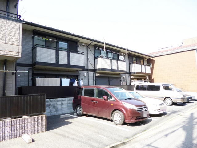 グレイシス王子Ｂ棟の駐車場|駐車場も有ります！