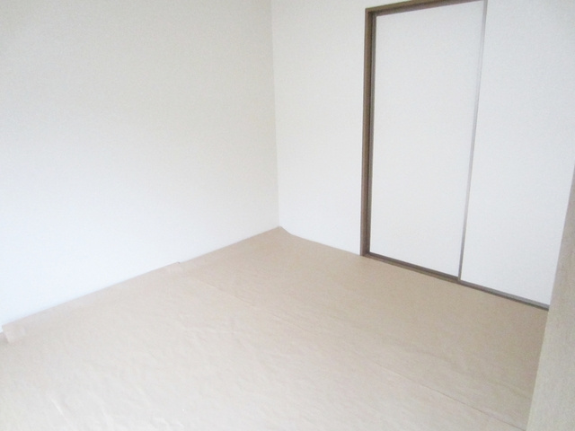 グレイシス王子Ｂ棟の和室|こちらは畳の和室です