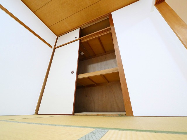 エクセルハイツ第２学園前の収納