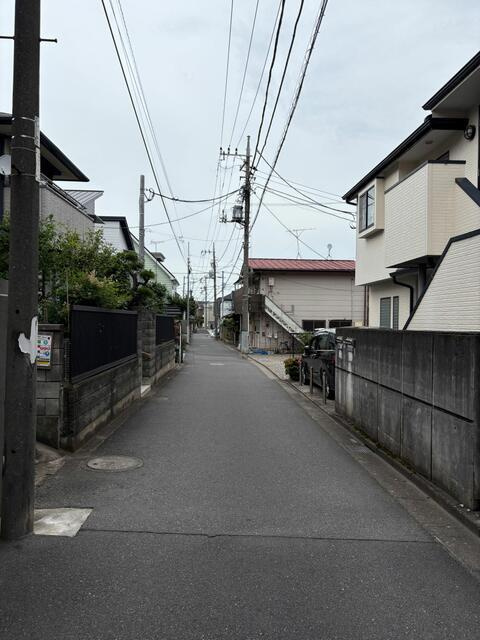 板橋区赤塚１丁目の中古一戸建の前面道路含む現地写真| 