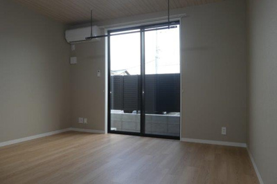 【居間・リビング】 | INBORU | 洋室