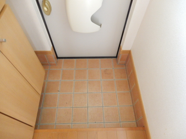 ルナパレス　Ｄの玄関