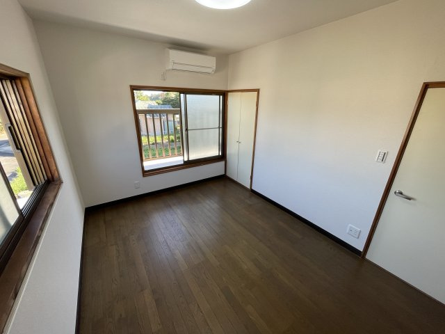 白幡ニュータウン中古戸建の洋室