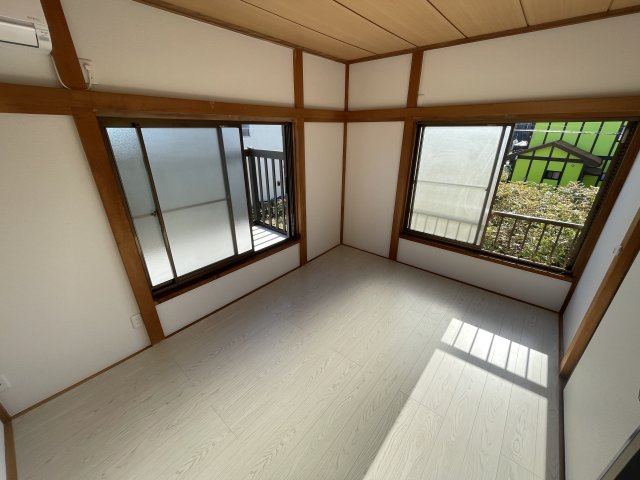 白幡ニュータウン中古戸建の洋室