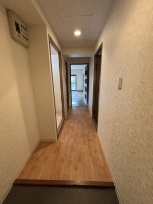 【玄関】 | ウエストコート