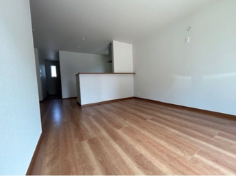 【居間・リビング】 | 同ハウスメーカー施工の類似物件参考写真です