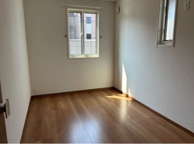 【洋室】 | グランレトア | 同ハウスメーカー施工の類似物件参考写真です