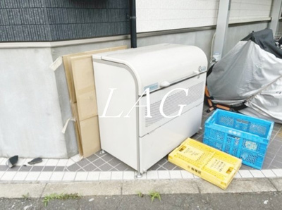 【その他共用部分】 | ヴィラ水車公園 | ゴミ置き場です。