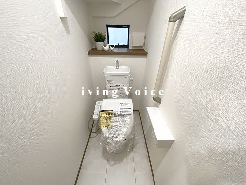 【トイレ】 | 【仲介手数料０円】藤沢市鵠沼海岸6丁目　新築一戸建て　A号棟　全2棟 | 藤沢市鵠沼海岸6丁目　新築一戸建て　全2棟