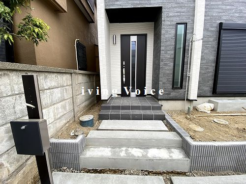 【エントランス】 | 【仲介手数料０円】藤沢市鵠沼海岸6丁目　新築一戸建て　全2棟 | 藤沢市鵠沼海岸6丁目　新築一戸建て　全2棟