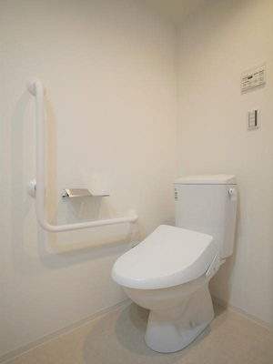 【トイレ】 | レジデンス東中野ガーデン | 温水洗浄便座。
