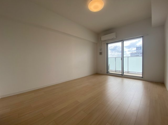 LaDouceur志賀本通Ⅱ　名古屋市賃貸　仲介手数料無料の居間・リビング|リビング/居室