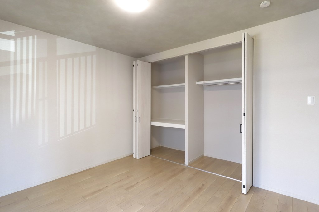 東急ドエル・アルス津雲台の洋室|-洋室8帖-