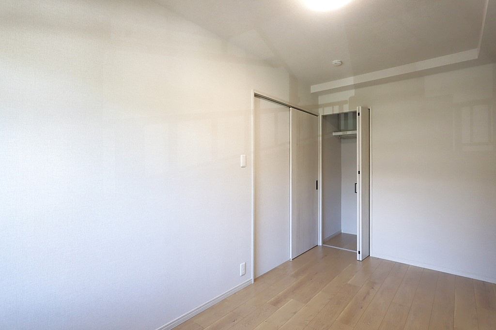 東急ドエル・アルス津雲台の洋室|-洋室5.9帖-