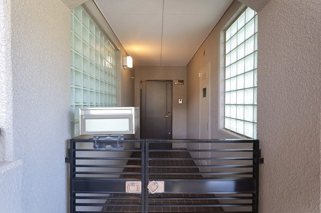 東急ドエル・アルス津雲台の玄関