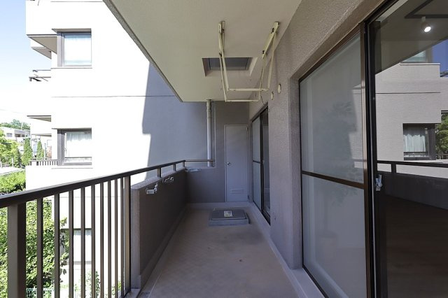 東急ドエル・アルス津雲台のバルコニー