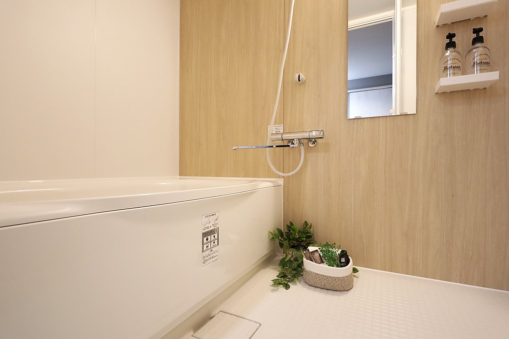 東急ドエル・アルス津雲台の浴室|一日の疲れを癒してくれるバスタイムがここで実現します。