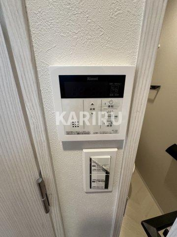 ディクス大阪城ＥＡＳＴレジデンス　の玄関