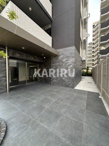 ディクス大阪城ＥＡＳＴレジデンス　のエントランス