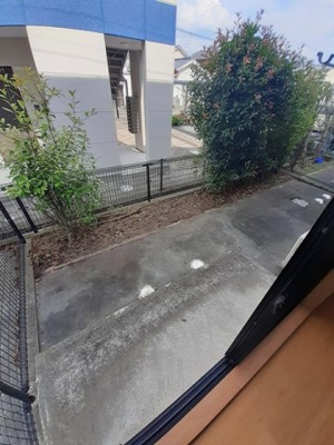 【庭】 | クローバーＡ | 簡単な家庭菜園も楽しめるお庭です