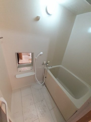 【浴室】 | クローバーＡ | お風呂で日々の疲れを落としましょう