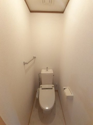 【トイレ】 | クローバーＡ | シンプルで使いやすいトイレです