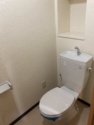 【トイレ】 | ヴィラ・ウェリントン | ヴィラ・ウェリントン　３０６号室