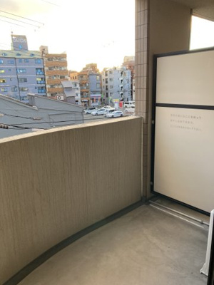 【バルコニー】 | ヴィラ・ウェリントン | ヴィラ・ウェリントン　３０６号室