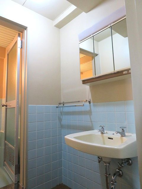 常盤コーポの洗面所