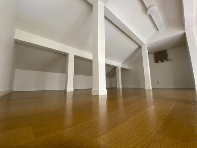 京都市西京区桂南滝川町の収納|天井収納は換気設備があり、湿気がこもりにくい仕様です。大切な荷物をしっかり保管できます。