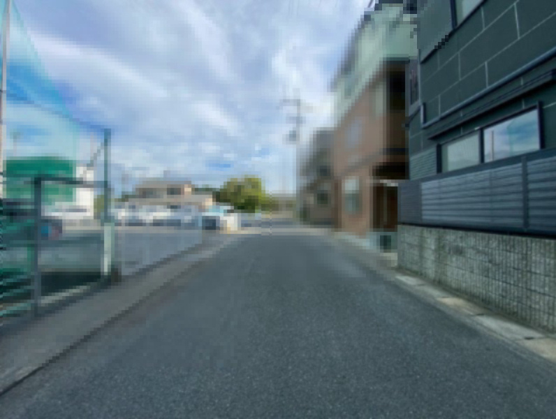 京都市西京区桂南滝川町の前面道路含む現地写真|北東、北西の角地に立地していて、北東側道路幅員は約6.0ｍあり、ゆったりとした区画です。