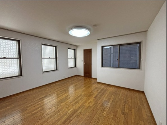 【洋室】 | ドメーヌ熱海伊豆山