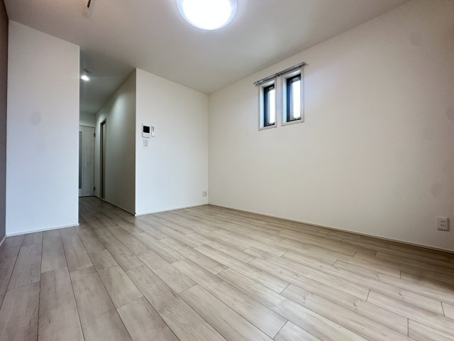 フジパレス遠里小野ウエストの洋室