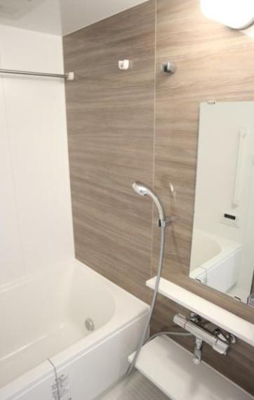 ウィステリア上池袋の浴室