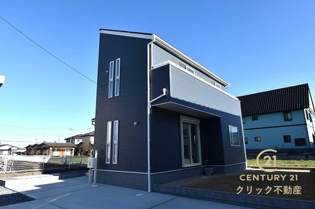 リーブルガーデン  ひたちなか稲田　10期　6の外観|佐和駅車9分。佐野小徒歩17分。佐野中徒歩19分。
幹線道路へのアクセス良好で通勤、通学、お買い物にも便利！
近隣は商業施設充実で生活利便性◎