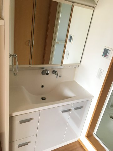 ヴィクトールⅠの独立洗面台|独立洗面台です