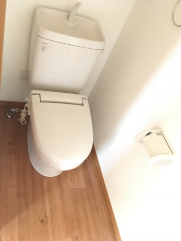 ヴィクトールⅠのトイレ|コンパクトで使いやすいトイレです