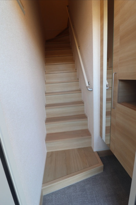 【玄関】 | ドミール八幡Ⅲ | 玄関