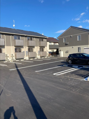 【駐車場】 | ドミール八幡Ⅲ | 駐車場