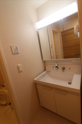 【独立洗面台】 | ドミール八幡Ⅲ | 洗面化粧台