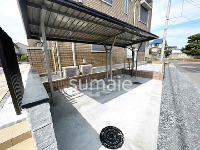 アクアのその他共用部分|屋根付き駐輪置き場☆