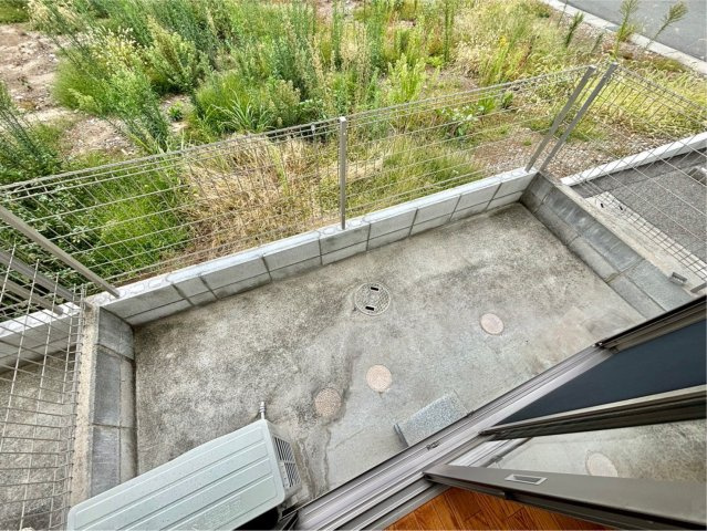 神和町壱番館のバルコニー