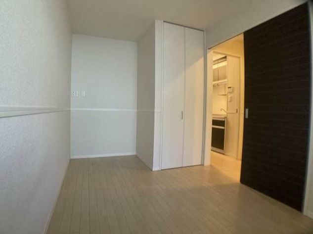 メゾンドサリジェの洋室