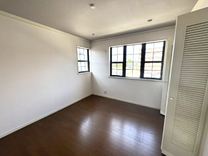 岸和田市箕土路町２丁目　中古住宅の洋室|ハウスクリーニング済