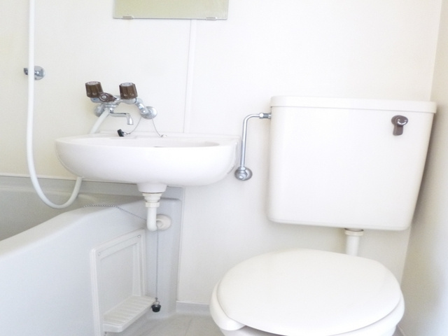 グローバリービューテラスⅣの浴室|清潔感のあるユニットバスです☆