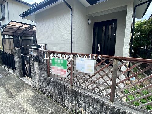 【仲介手数料０円】小田原市小八幡3丁目　中古一戸建てのエントランス|【仲介手数料０円】小田原市小八幡3丁目　中古一戸建て