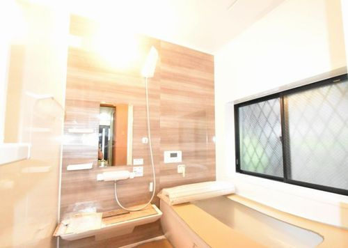 【浴室】 | 【仲介手数料０円】小田原市小八幡3丁目　中古一戸建て | 【仲介手数料０円】小田原市小八幡3丁目　中古一戸建て